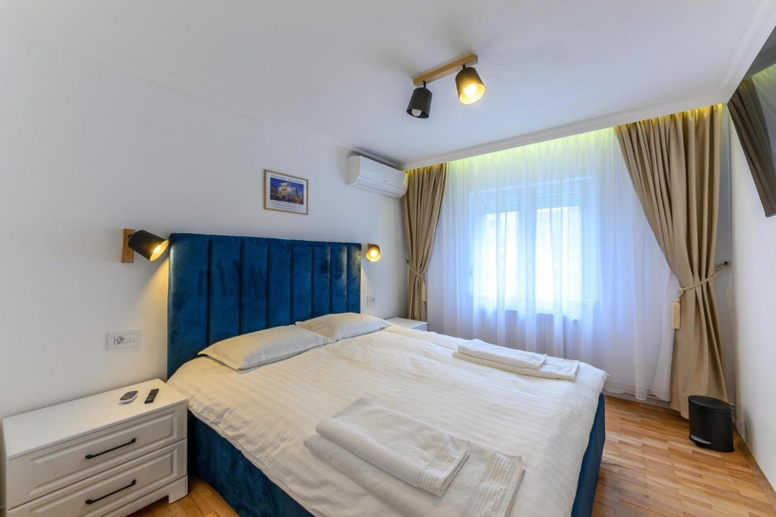 Five Stars Apartment ทิมิชัวรา ภายนอก รูปภาพ