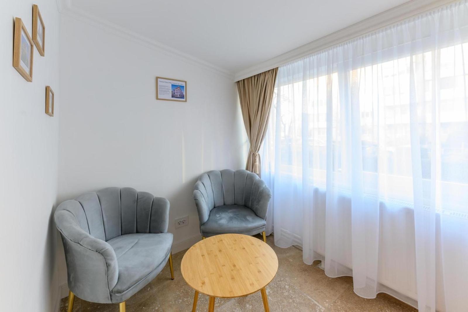 Five Stars Apartment ทิมิชัวรา ภายนอก รูปภาพ