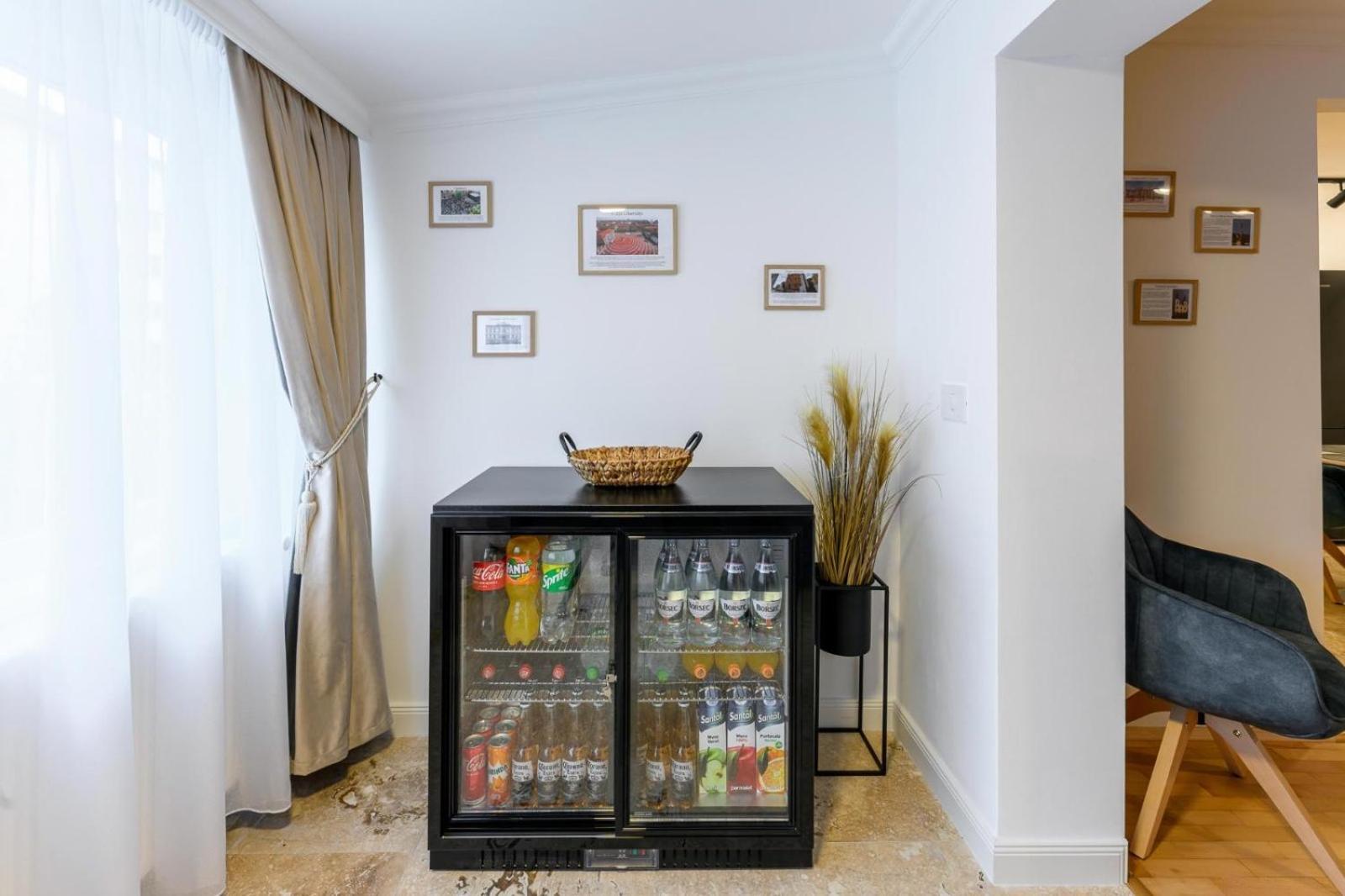 Five Stars Apartment ทิมิชัวรา ภายนอก รูปภาพ